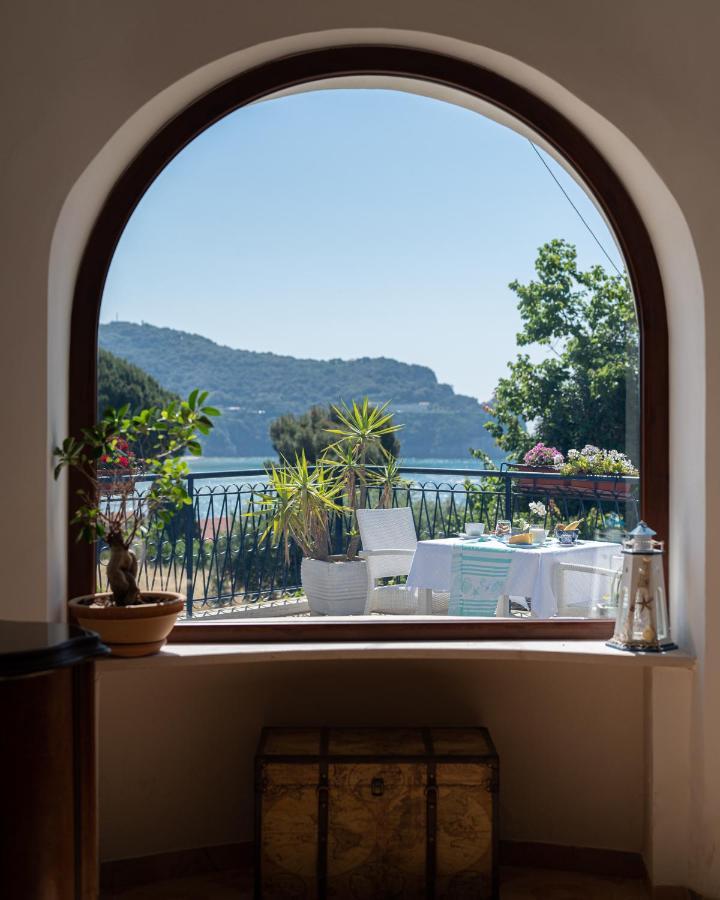 Gli Archi Sul Mare Bed & Breakfast Gaeta Exterior photo