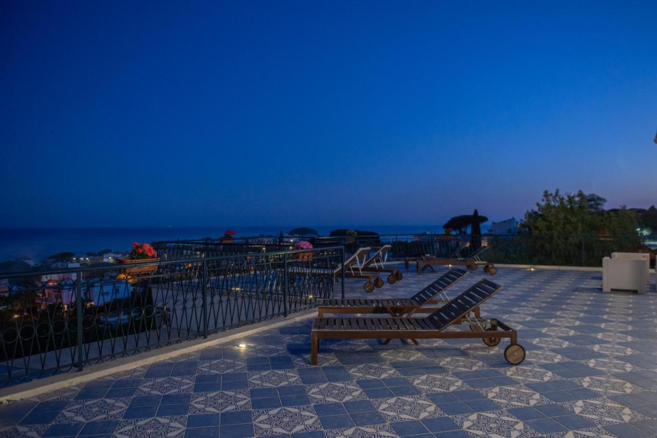 Gli Archi Sul Mare Bed & Breakfast Gaeta Exterior photo