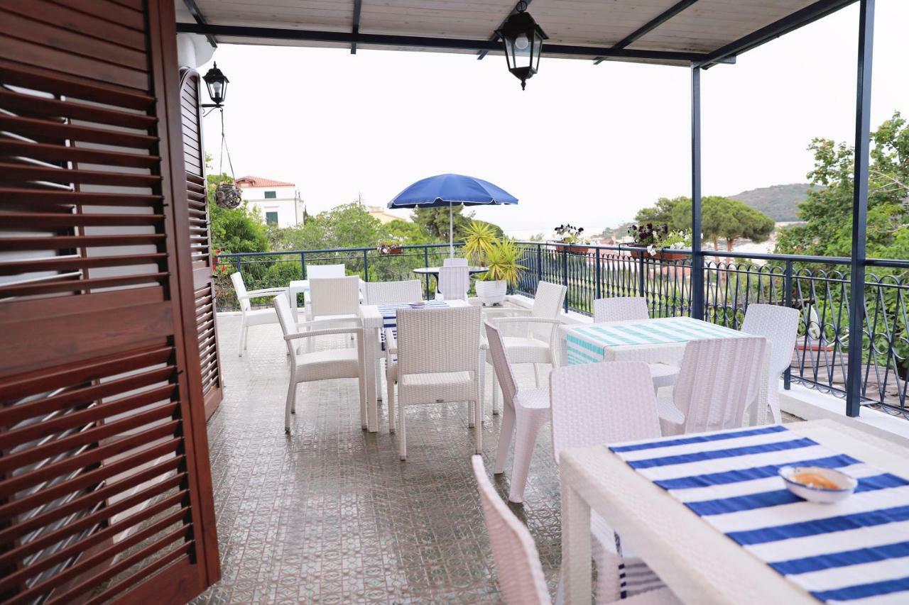Gli Archi Sul Mare Bed & Breakfast Gaeta Exterior photo