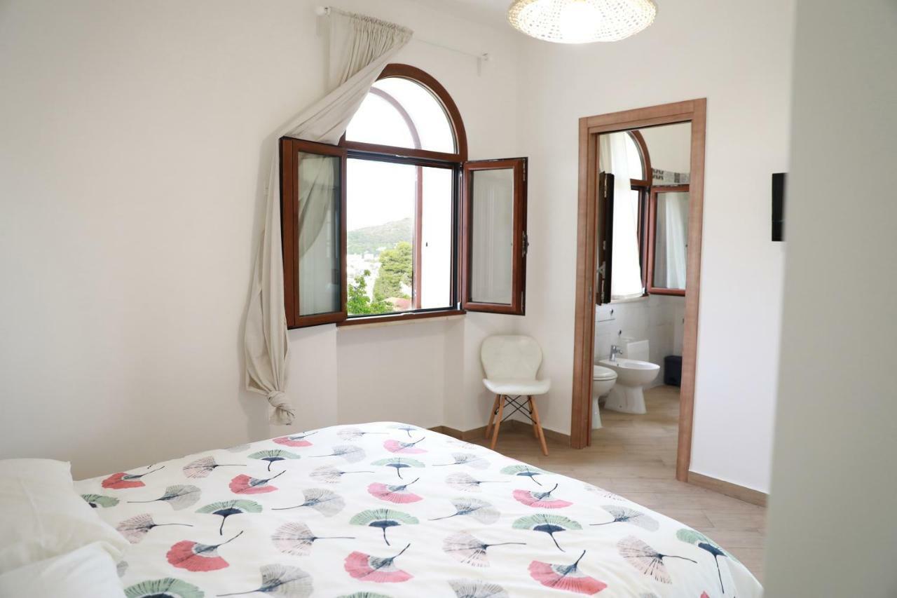 Gli Archi Sul Mare Bed & Breakfast Gaeta Exterior photo